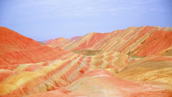 Zhangye Day Tour: Pingshan Lake Grand Canyon & Colorful Danxia National Geological Park