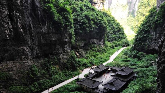Chongqing Wulong Three Natural Bridges landscape