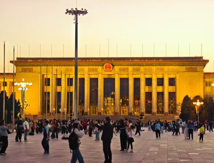 Beijing Heritage Day Tour(2-5 people) : Tiananmen, Forbidden City & Cultural Crafts