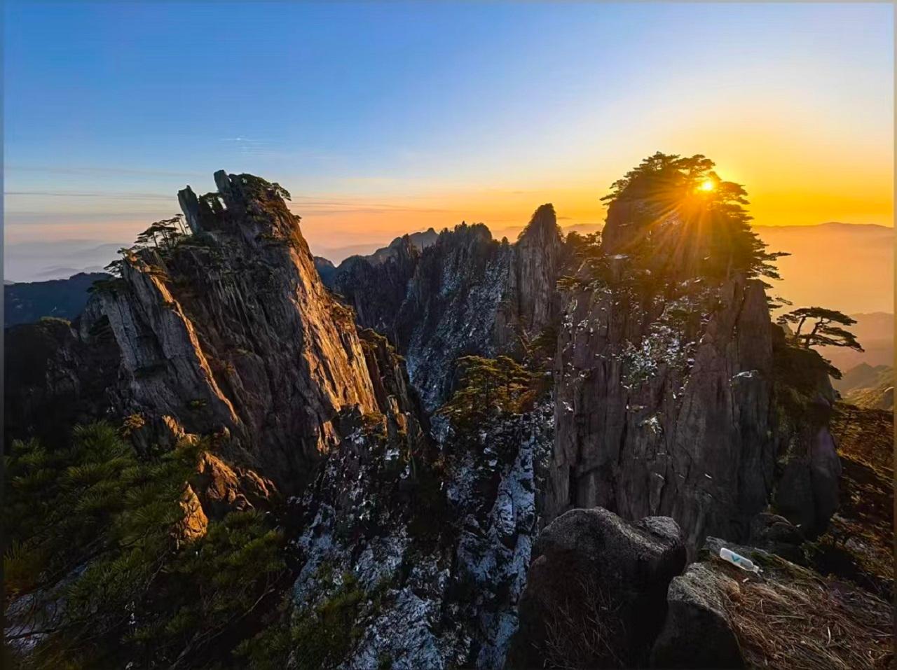 Huangshan Mountain scenic landscape