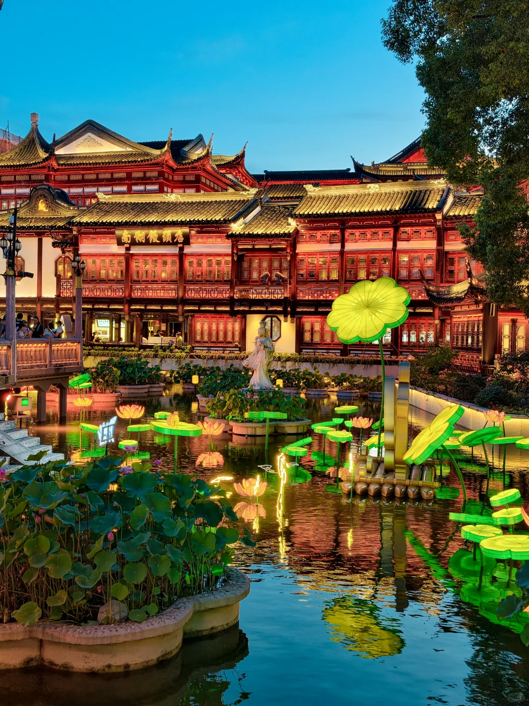 Shanghai Classic City Day Tour 1st Nov | Yu Garden, The Bund & Oriental Pearl Tower